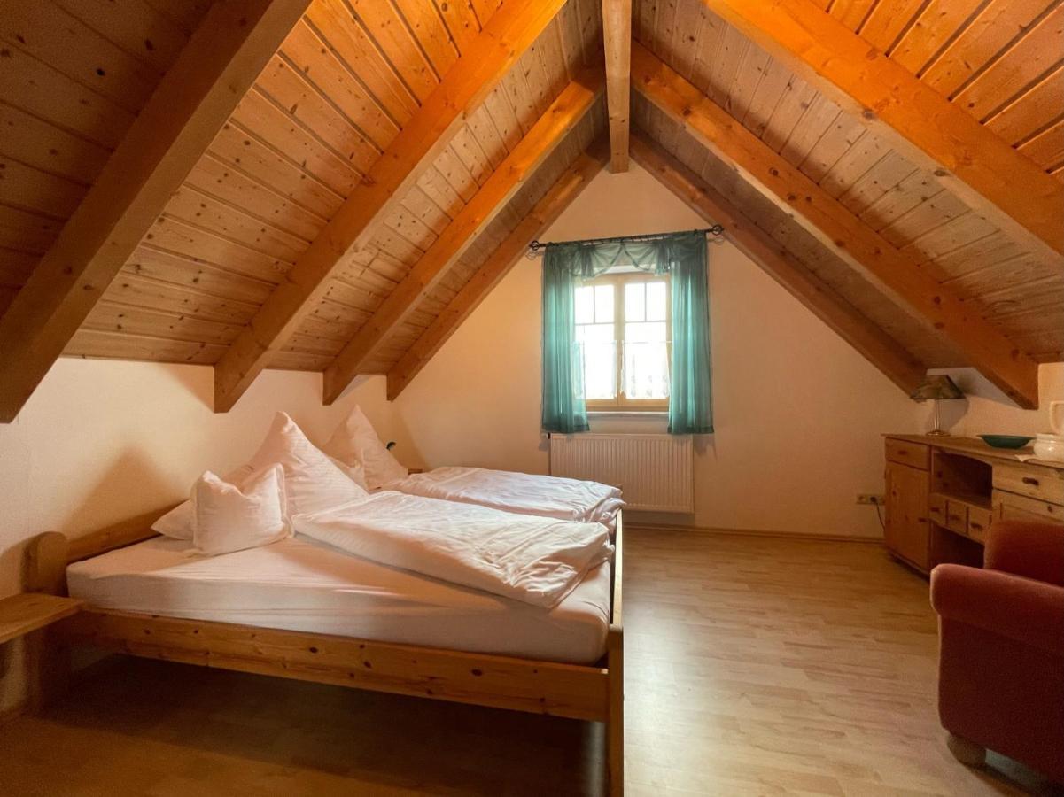 Ferienwohnungen Am Kirchberg Kapplblick Neualbenreuth Extérieur photo